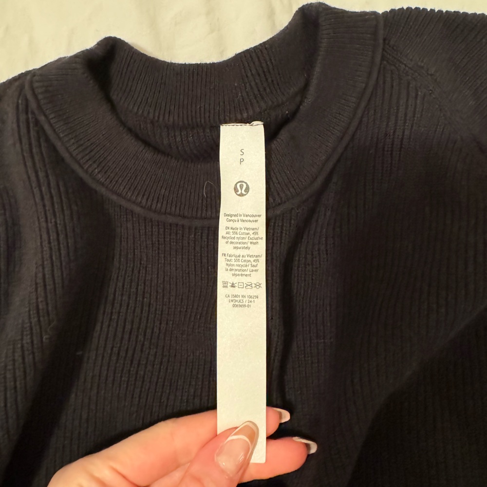 Lululemon Merino Wool sweater